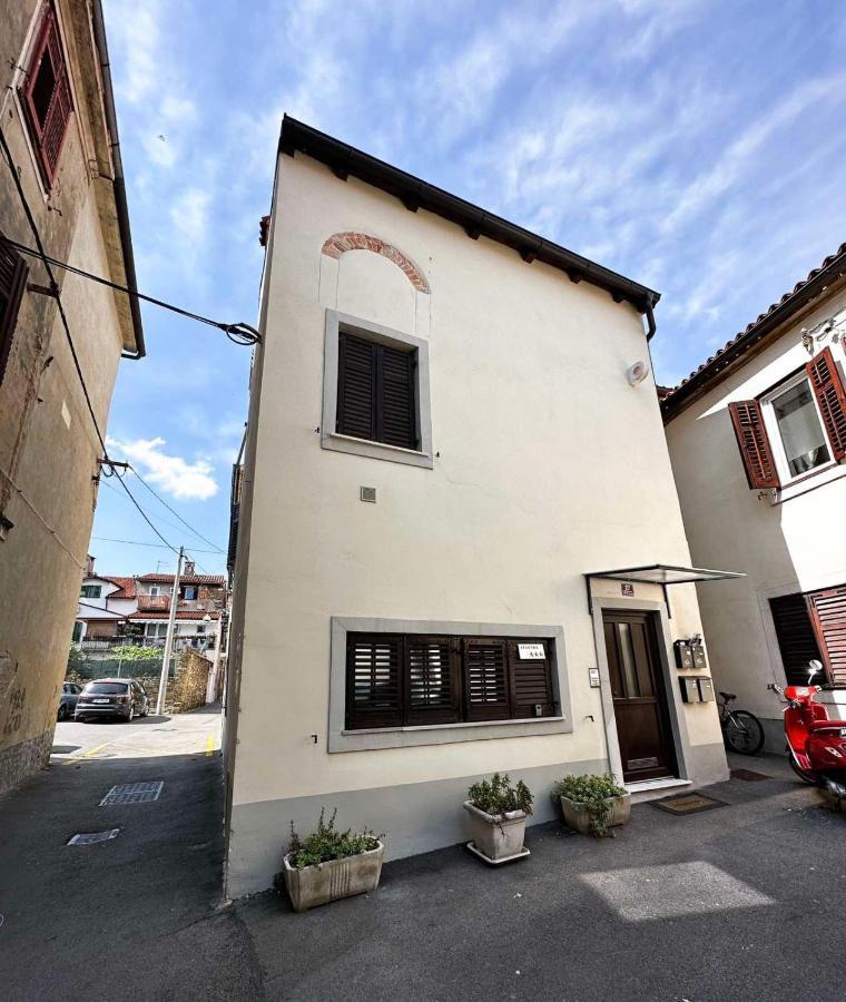 Apartma Jugo Koper Exterior photo