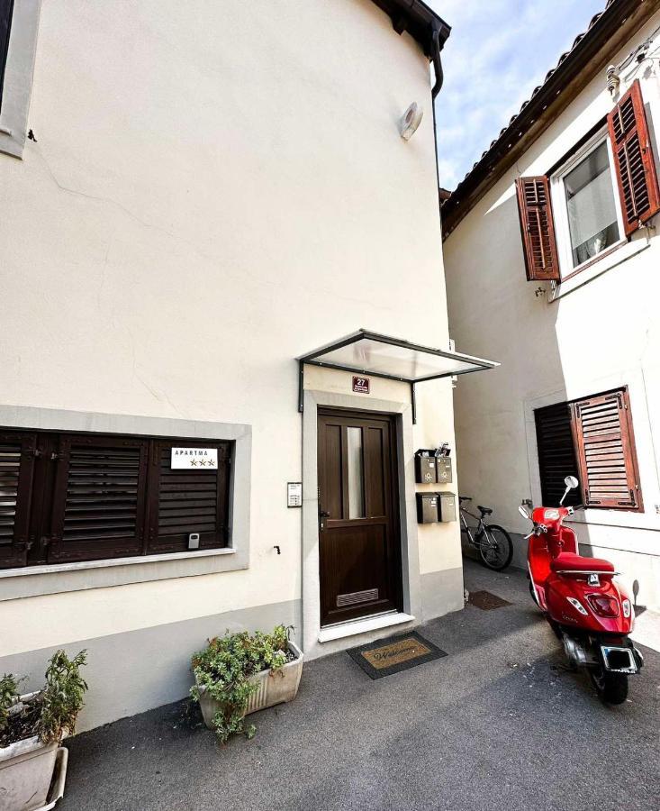 Apartma Jugo Koper Exterior photo