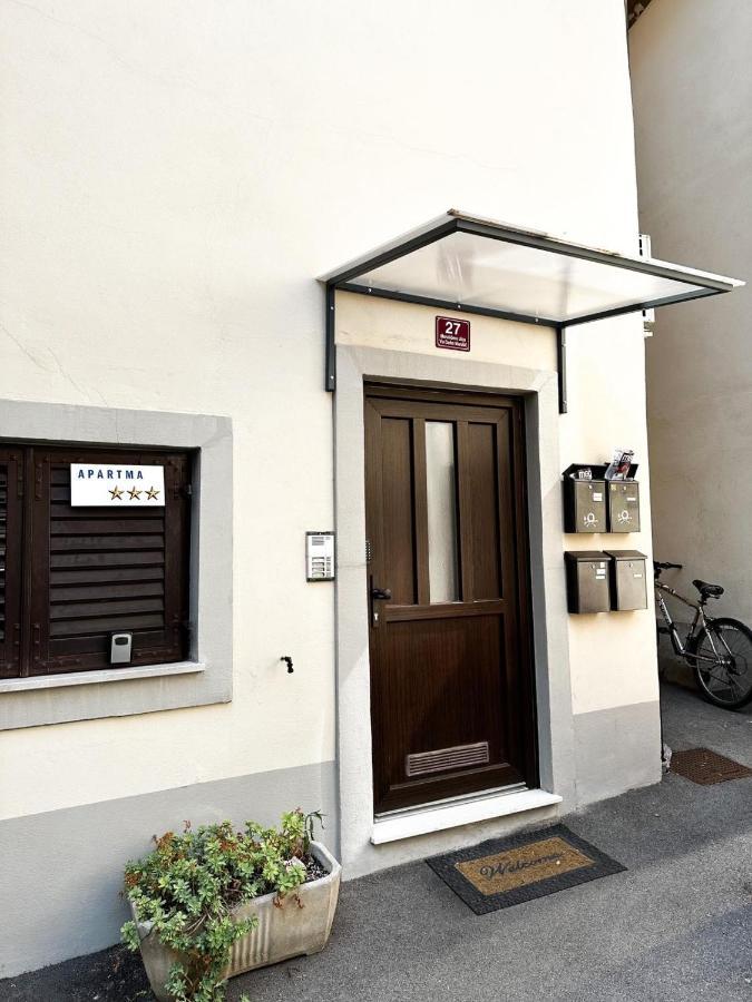 Apartma Jugo Koper Exterior photo